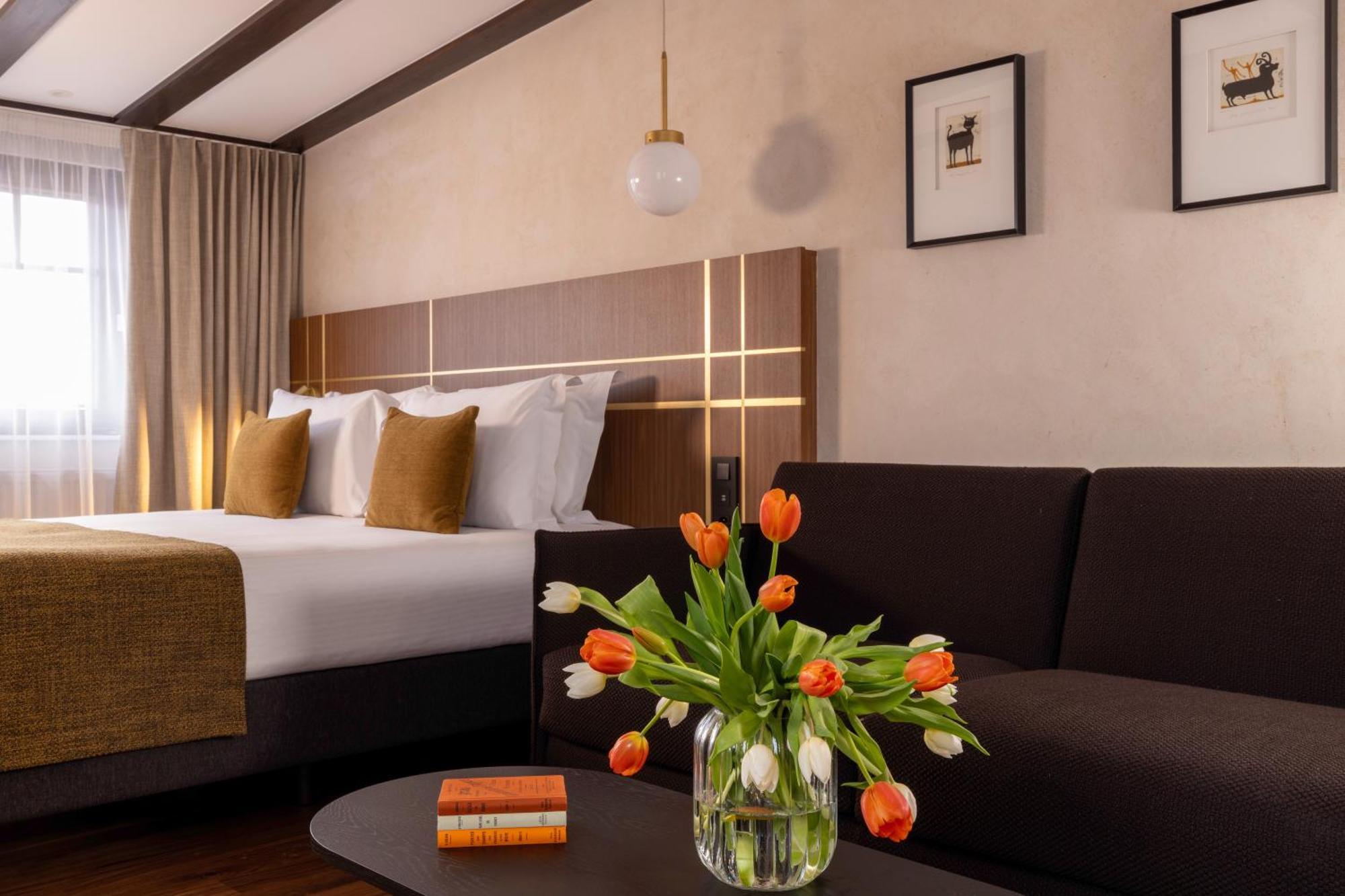 Hotel Le Colombier Оберне Екстериор снимка