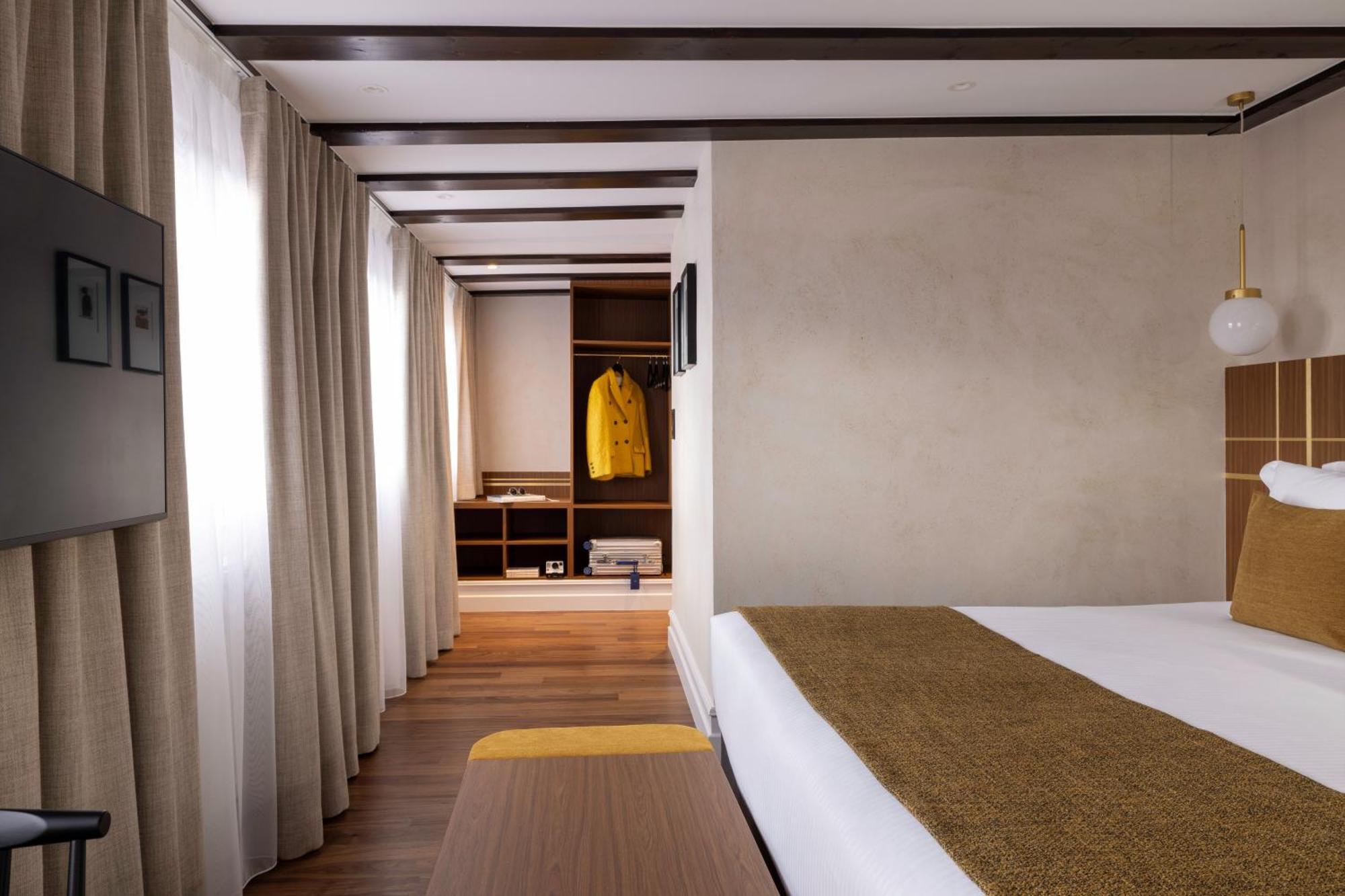 Hotel Le Colombier Оберне Екстериор снимка