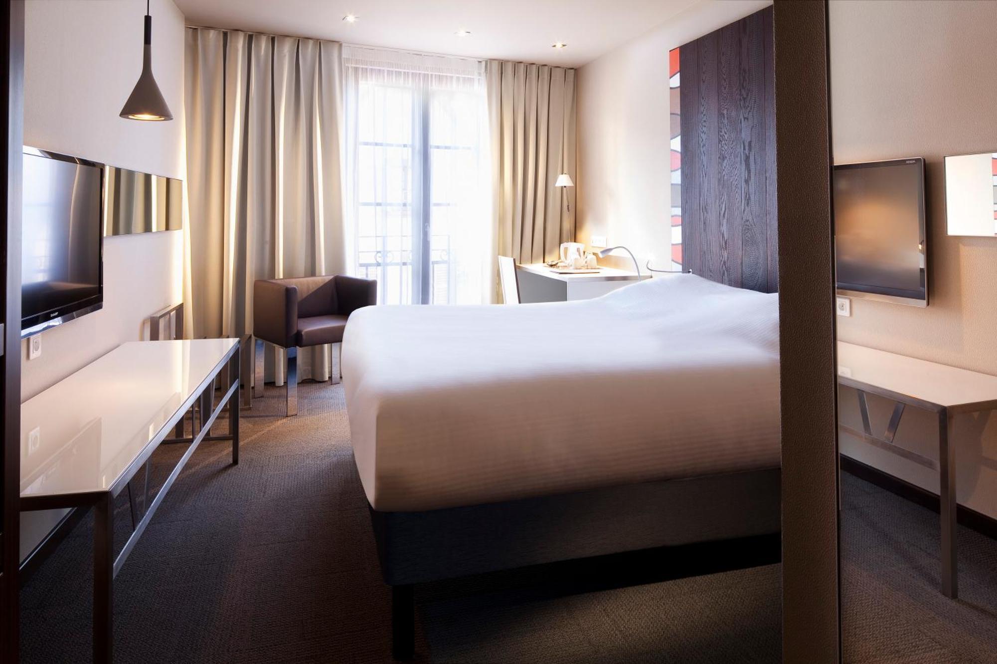 Hotel Le Colombier Оберне Екстериор снимка