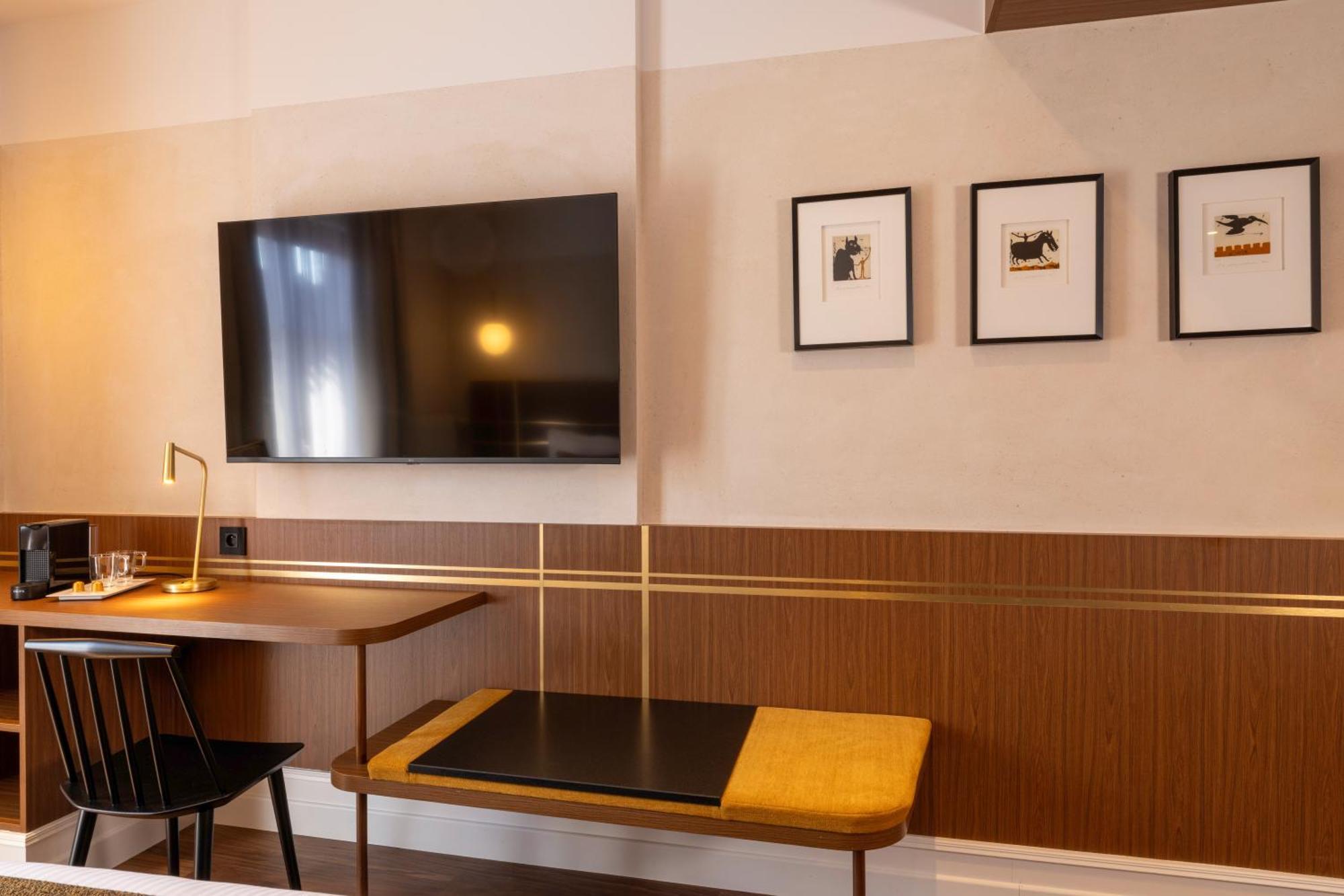 Hotel Le Colombier Оберне Екстериор снимка