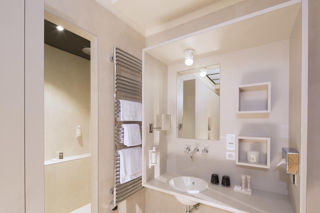 Hotel Le Colombier Оберне Екстериор снимка